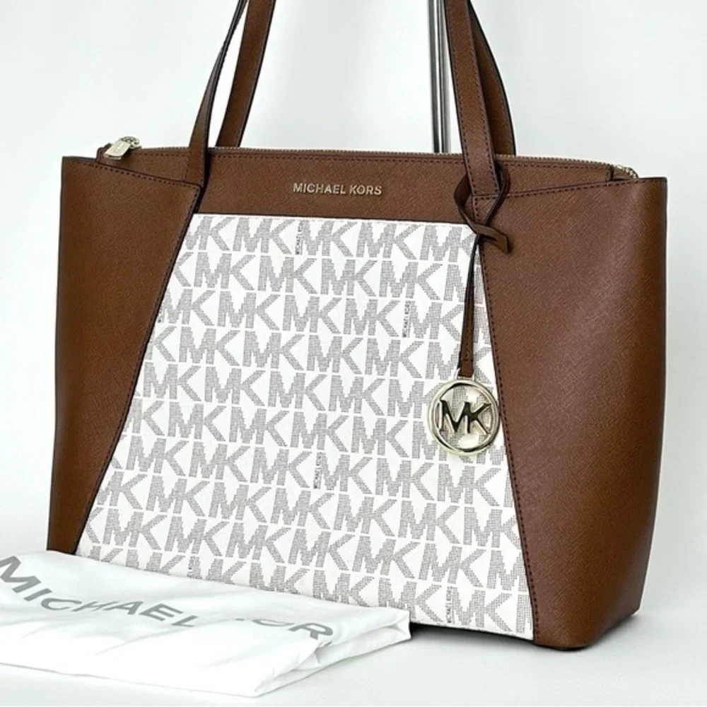 New Michael Kors Maddie Signature Tote Carryall Bag in Vanilla